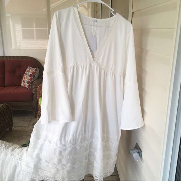 New White dress size M - Picture 1 of 4